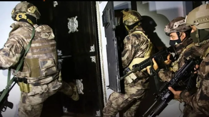 DEAŞ'a Dev Operasyon! 47 İlde 298 Gözaltı Şoku!
