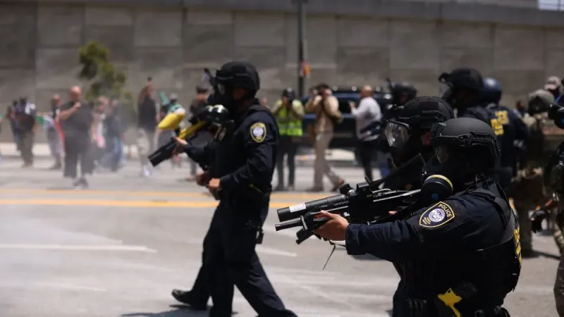 CANLI | ABD'de sokaklar yangın yeri! Trump'tan Los Angeles’taki protestolara ilişkin net mesaj: ABD bayrağını yakan insanlar bir yıl hapse girmeli