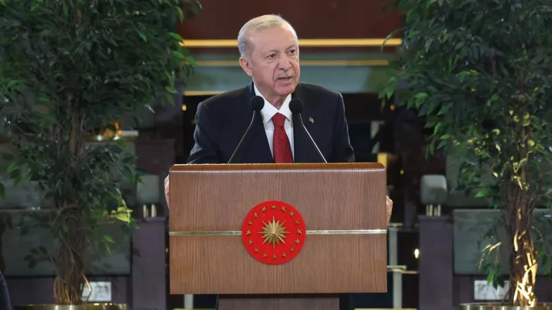 Cumhurbaşkanı Erdoğan, gençler ve milli sporcularla bir araya geldi
