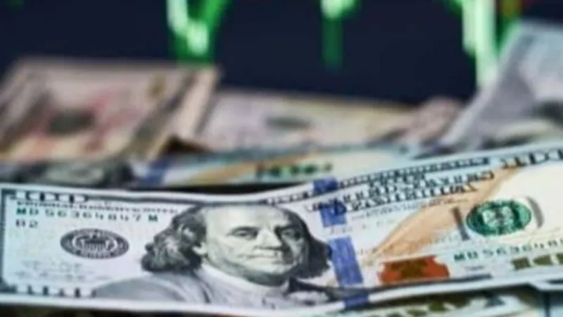 Dolar Rekor Kırdı! İşte Güncel Dolar/TL Kuru ve Beklentiler