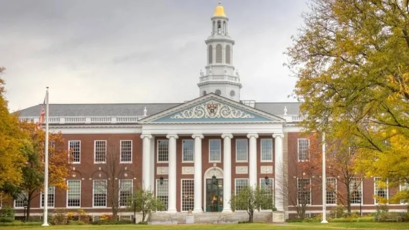 Federal yargıç, Trump'ın Harvard Üniversitesi'nin yabancı öğrenci vizelerini kısıtlama kararını durdurdu