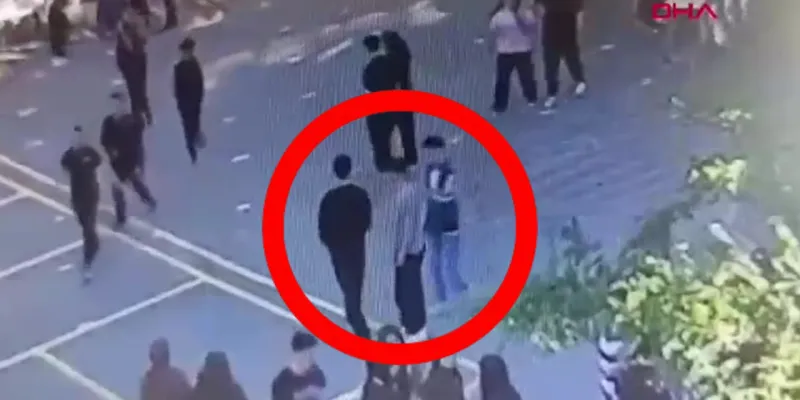 Liseli öğrenci tenefüs sırasında arkadaşını bıçakladı