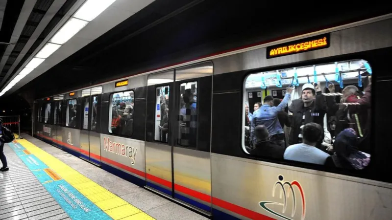 Marmaray'da makinistler iş bıraktı: Seferlerde aksama yaşandı