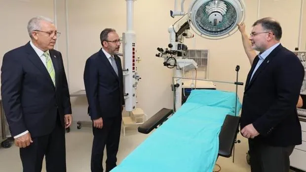 Ege'de Sağlık Devrimi! 70 Ameliyat Aynı Anda Mı?