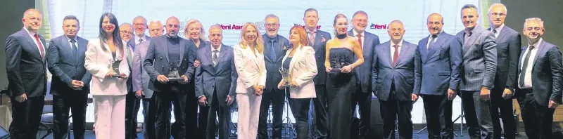 130 Yıllık Çınar Dev Gazete: Tarihi Başarılar ve Ödül Töreni!