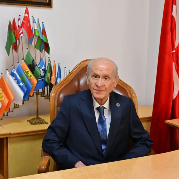 Bahçeli'den Milliyetçilik Tanımı: Cahiller Karalıyor!
