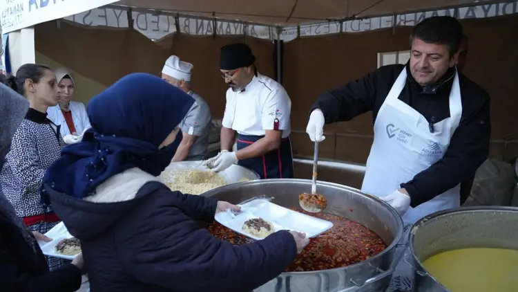 Başkan Tutdere: Halkın sofrasına halkımızı bekliyoruz