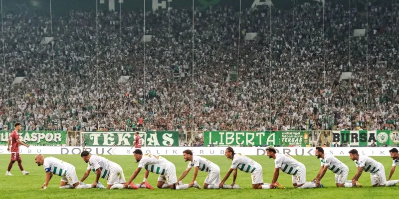 Bursaspor'da Şok! Biletler Tükeniyor Mu? Taraftar Ne Yapacak?
