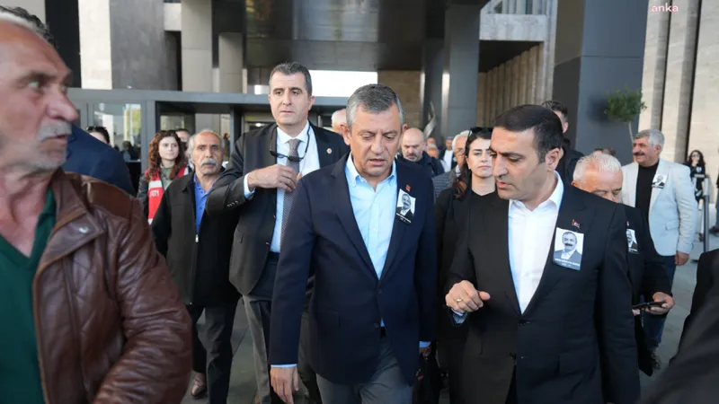 Özgür Özel'e Otopark Engeli Mi? CHP Valiliğe Şikayet Etti!