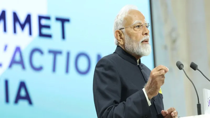Modi'den Pakistan'a Şok Sözler: Operasyonlar Durdu Mu?