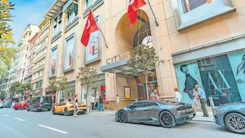 İstanbul'da Otopark Şoku! Saatlik Ücretler Uçtu Mu?