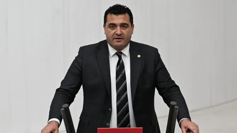 Saray Müteahhidi mi Kazanıyor? Karasu'dan Otoyol İddiası!