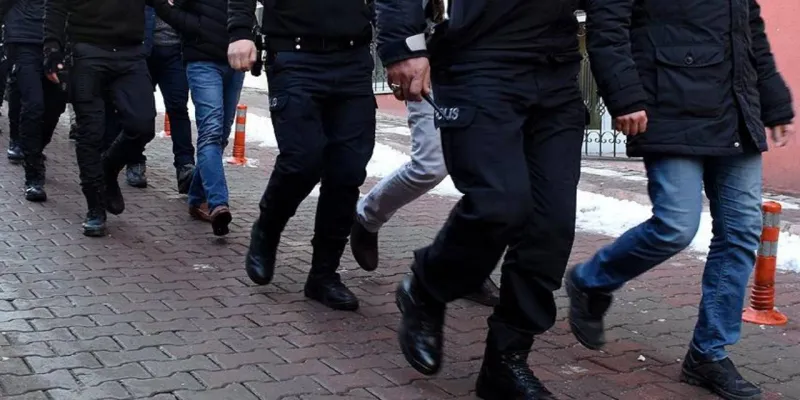 Annesini Bıçaklayarak Öldürdü! Katilin Sicili Kabarık mı?