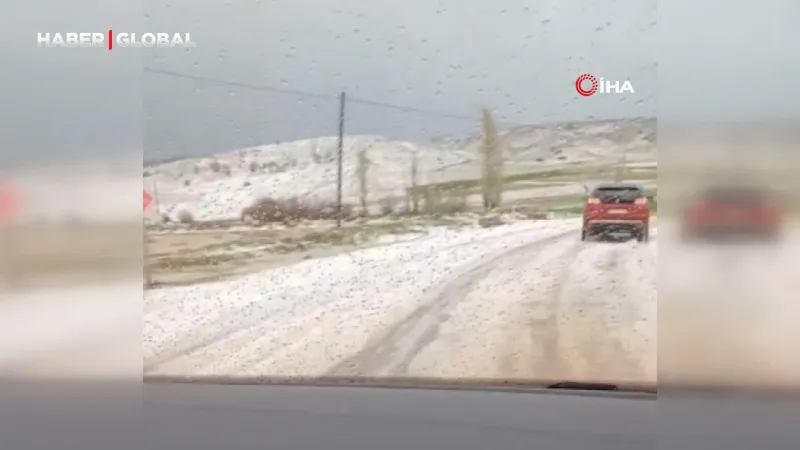 Tokat'ta Dolu Terörü! "Kar Yağmadı Dolu Yağdı" Anları Kamerada