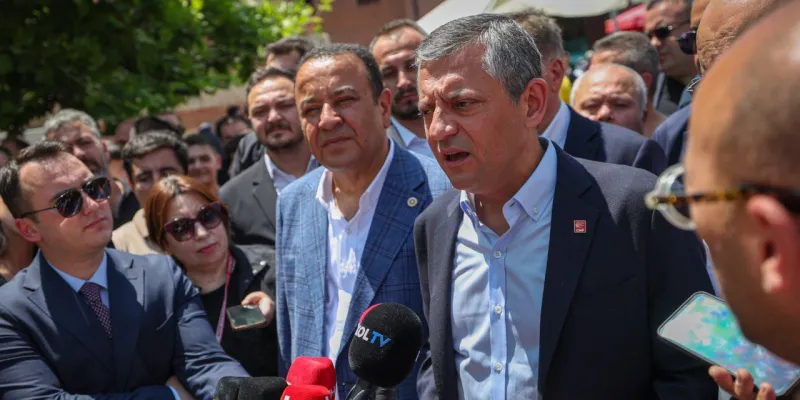 Özgür Özel'den Şok Sözler: AKP Seçmenin Gözünde Paspas Oldu!