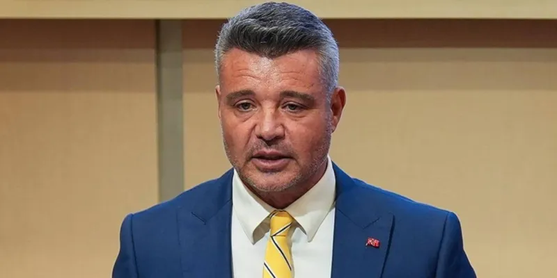 Sadettin Saran'dan Kızına Düğün Baskını! Şaka mı Gerçek mi?