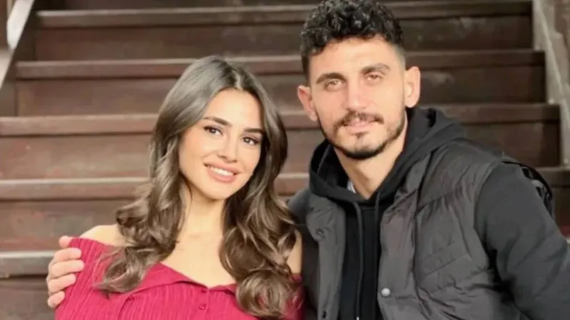 Samet Akaydın'dan Sevgiliye Sürpriz Evlenme Teklifi! Şok Detaylar!
