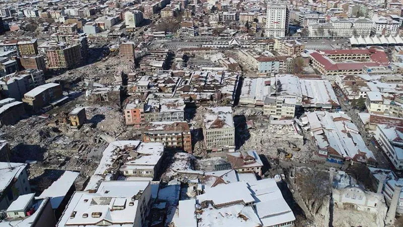 Malatya'da Deprem Faciası! Mahkeme Kararına Rağmen İnşaat Sürüyor Mu?