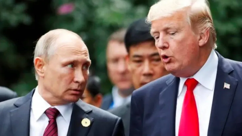 Trump: Putin de benim gibi İsrail-İran savaşının sona ermesi gerektiğini düşünüyor, ben de kendi savaşının sona ermesi gerektiğini açıkladım