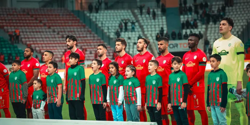 Vanspor Bombayı Patlattı! Amedspor'dan Şok Transfer